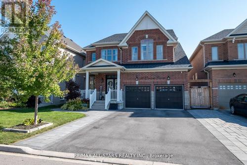 33 Romanelli Crescent, Bradford West Gwillimbury, ON - Outdoor With Facade