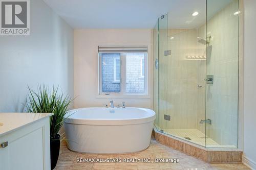 33 Romanelli Crescent, Bradford West Gwillimbury, ON - Indoor Photo Showing Bathroom