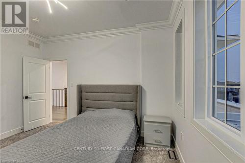 191 Queen Street, Middlesex Centre, ON - Indoor Photo Showing Bedroom