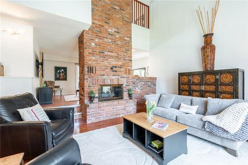 101 Hillcrest Avenue, Dundas, ON - Indoor Photo Showing Living Room With Fireplace
