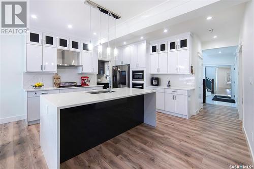 236 Woolf Place, Saskatoon, SK - Indoor Photo Showing Kitchen With Upgraded Kitchen