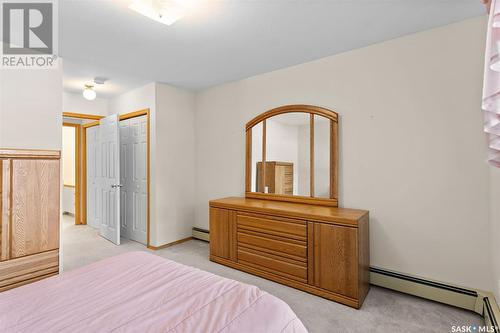 101 214 Ross Avenue, Dalmeny, SK - Indoor Photo Showing Bedroom