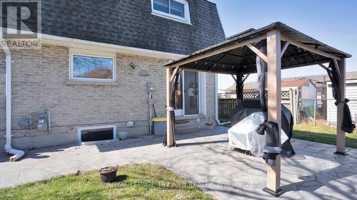 2 Glenroy Road, London, ON - Outdoor With Exterior