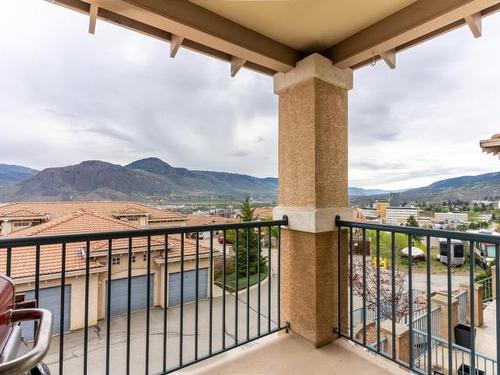 406-875 Sahali Terrace, Kamloops, BC - Outdoor With Balcony With View With Exterior