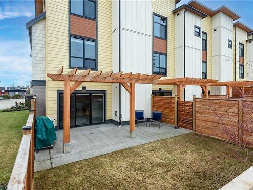 1-356 14Th St, Courtenay, BC - Outdoor With Exterior