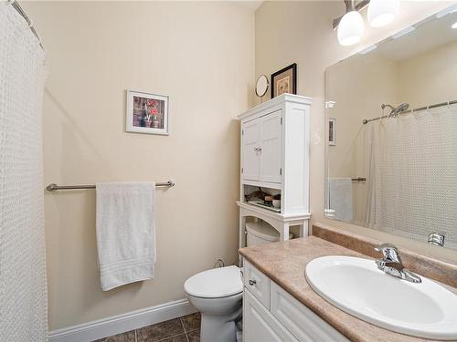 21-3110 Cook St, Chemainus, BC - Indoor Photo Showing Bathroom