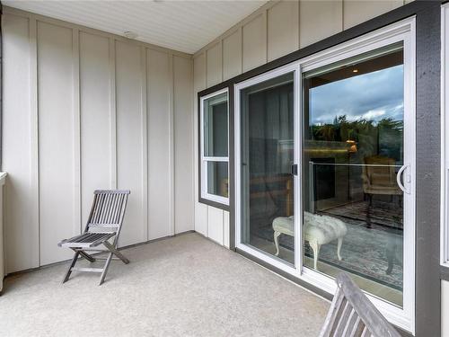 2-1653 Comox Ave, Comox, BC - Outdoor With Deck Patio Veranda With Exterior