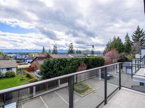 2-1653 Comox Ave, Comox, BC - Outdoor With Balcony With View