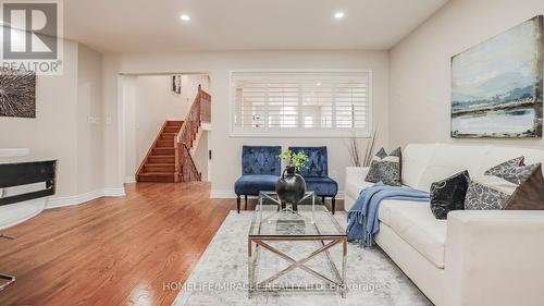 1301 Sandbar Street, London, ON - Indoor Photo Showing Living Room