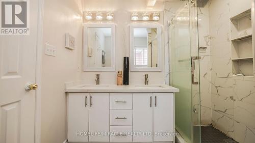 1301 Sandbar Street, London, ON - Indoor Photo Showing Bathroom