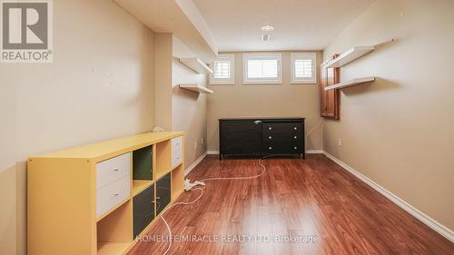 1301 Sandbar Street, London, ON - Indoor Photo Showing Other Room