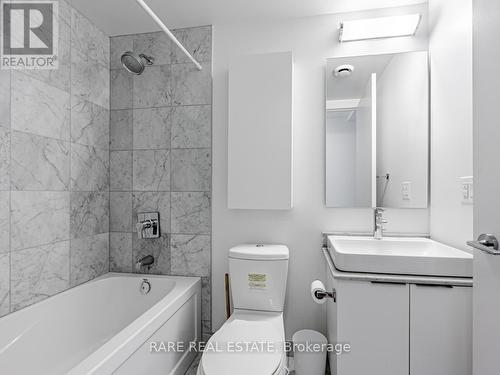 3510 - 14 York Street, Toronto, ON - Indoor Photo Showing Bathroom