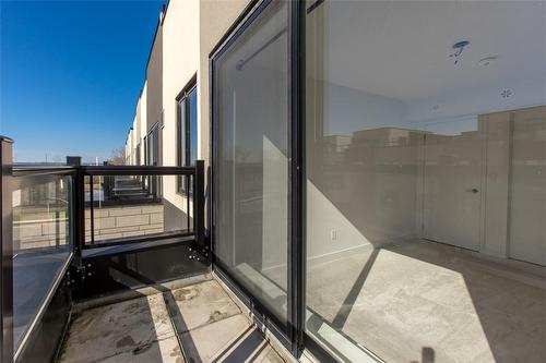 1129 Cooke Boulevard|Unit #611, Burlington, ON - Outdoor With Balcony With Exterior