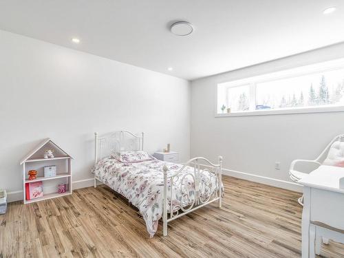 Bedroom - 31 Rue Honoré-Robidoux, Sherbrooke (Brompton/Rock Forest/Saint-Élie/Deauville), QC - Indoor Photo Showing Bedroom