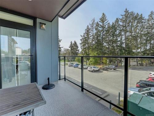 208-7162 West Saanich Rd, Central Saanich, BC - Outdoor With Exterior