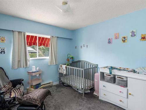 3099 Sherman Rd, Duncan, BC - Indoor Photo Showing Bedroom
