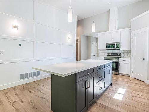 104-4065 Mcbride St, Port Alberni, BC - Indoor Photo Showing Kitchen With Upgraded Kitchen