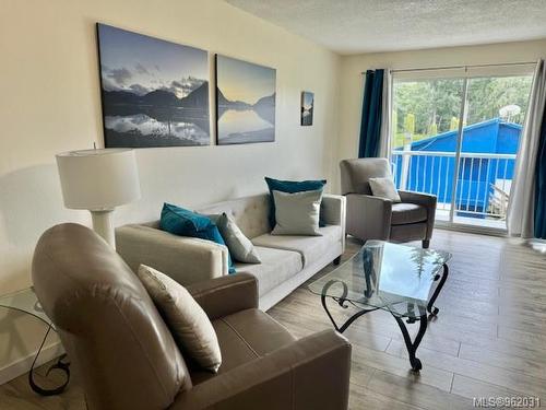 313-801 Marine Dr, Port Alice, BC - Indoor Photo Showing Living Room