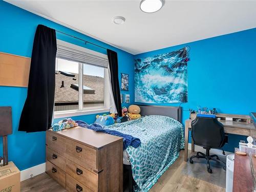 7027 Brailsford Pl, Sooke, BC - Indoor Photo Showing Bedroom