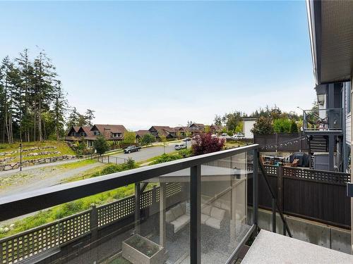 454 Regency Pl, Colwood, BC - Outdoor With Balcony
