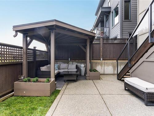 454 Regency Pl, Colwood, BC - Outdoor With Exterior