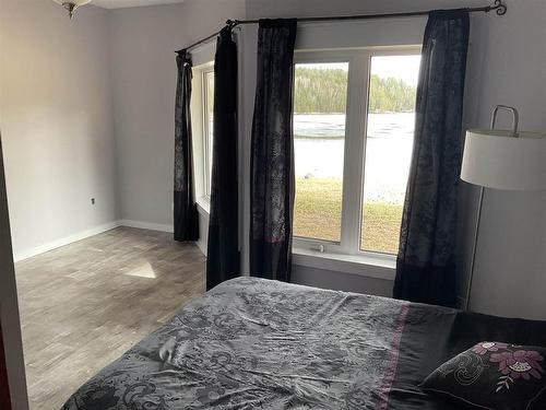 3913 Hwy 72, Sioux Lookout, ON - Indoor Photo Showing Bedroom
