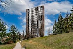 3100 KIRWIN Avenue|Unit #2102  Mississauga, ON L5A 3S6