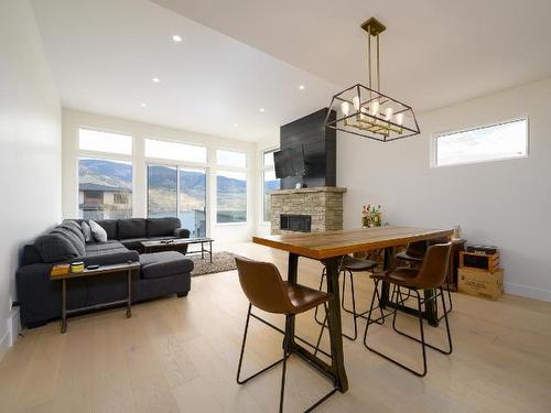 216 Holloway Drive, Kamloops, BC - Indoor With Fireplace