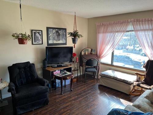 2318 Parkcrest Ave, Kamloops, BC - Indoor Photo Showing Other Room