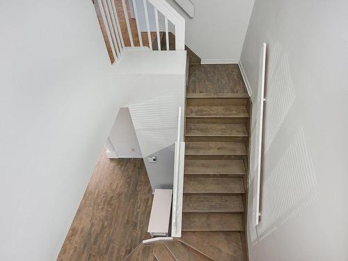 Staircase - 8-1270 Boul. De Montarville, Boucherville, QC 