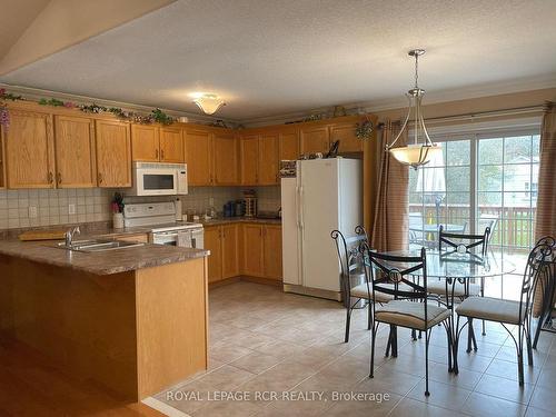 316 Main St W, Southgate, ON - Indoor Photo Showing Kitchen With Double Sink