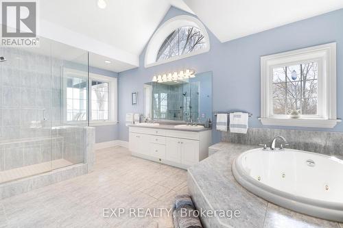 75 Indian Trail, Collingwood, ON - Indoor Photo Showing Bathroom