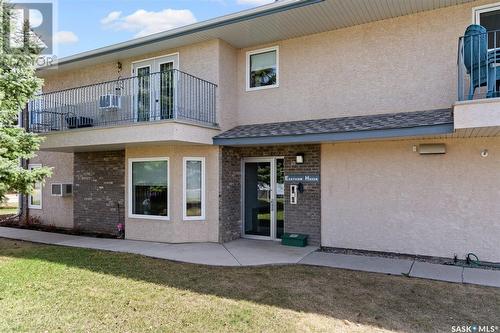 3 105 6Th Avenue E, Watrous, SK - Outdoor With Balcony With Exterior