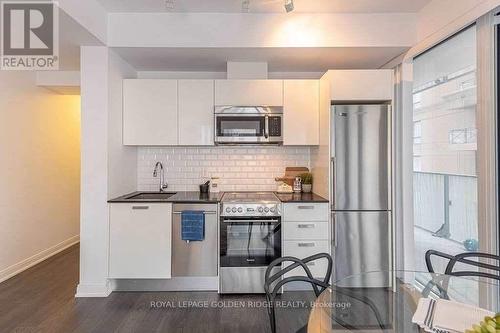 #607 - 42 Charles Street E, Toronto, ON - Indoor Photo Showing Kitchen With Upgraded Kitchen