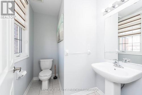 21 O' Leary Road, Brampton, ON - Indoor Photo Showing Bathroom