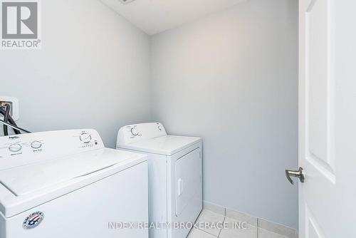 21 O' Leary Road, Brampton, ON - Indoor Photo Showing Laundry Room