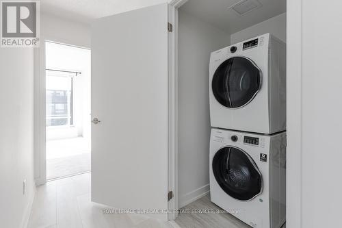 611 - 1129 Cooke Boulevard, Burlington, ON - Indoor Photo Showing Laundry Room