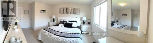 933 Asleton Boulevard, Milton, ON - Indoor Photo Showing Other Room