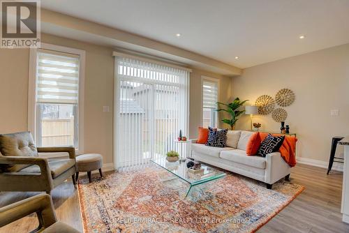 217 Sedgewood Street, Kitchener, ON - Indoor Photo Showing Living Room