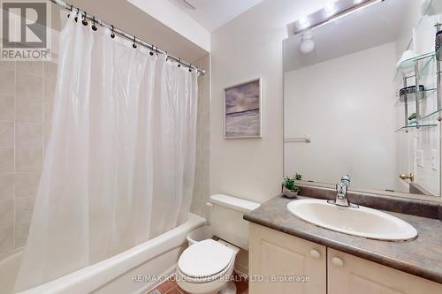 3 Jenkinson Way, Toronto, ON - Indoor Photo Showing Bathroom