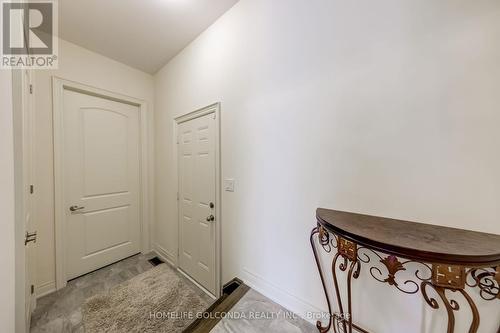 21 Planet Street, Richmond Hill, ON - Indoor Photo Showing Other Room