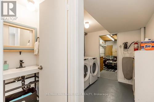 12 - 17 St Vincent Street, Barrie, ON - Indoor Photo Showing Laundry Room