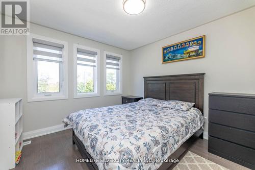 12424 Humber Station Road, Caledon, ON - Indoor Photo Showing Bedroom