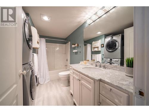 204 Kalamalka Lake Road Unit# 206, Vernon, BC - Indoor Photo Showing Laundry Room