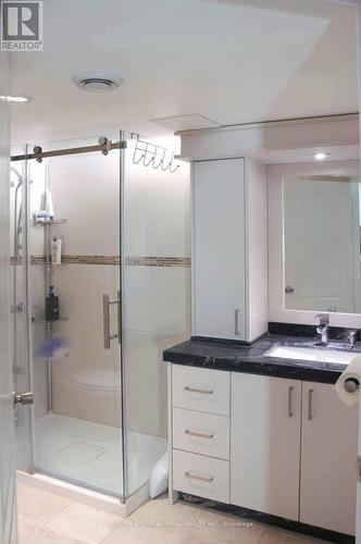 34 Dartnell Avenue, Toronto, ON - Indoor Photo Showing Bathroom