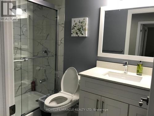 6739 Sam Lorfida Drive, Niagara Falls, ON - Indoor Photo Showing Bathroom