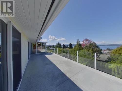 3411 Cariboo Ave, Powell River, BC - Outdoor With Body Of Water