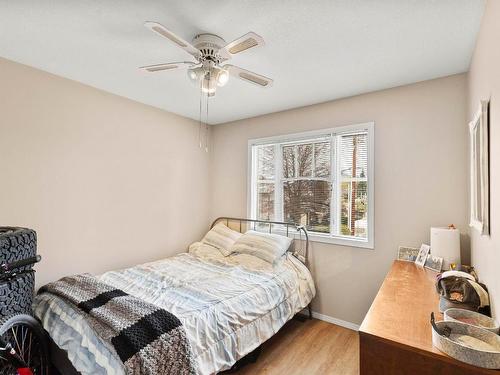 795 Copeland Place, Kelowna, BC - Indoor Photo Showing Bedroom