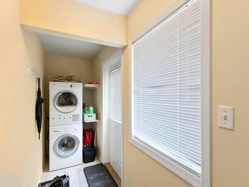 795 Copeland Place, Kelowna, BC - Indoor Photo Showing Laundry Room
