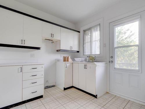 Kitchen - 3965  - 3967 Av. Lacombe, Montréal (Côte-Des-Neiges/Notre-Dame-De-Grâce), QC - Indoor Photo Showing Other Room